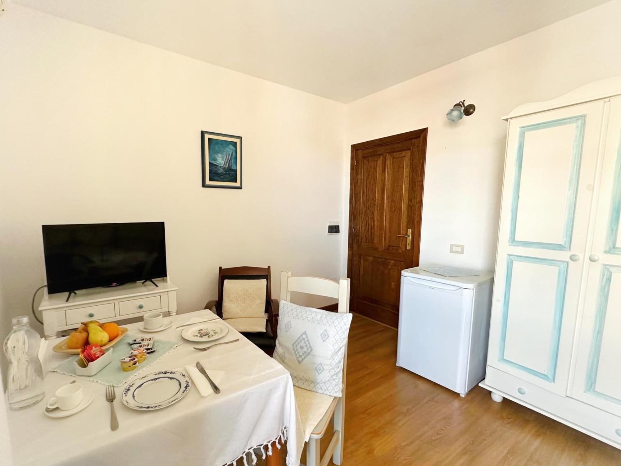 B&B Tre - Rooms & Relax Oristano Exterior photo
